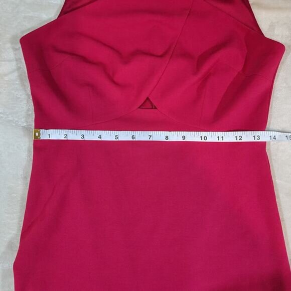 Elegant Red Sleeveless Dress - Picture 8 of 10